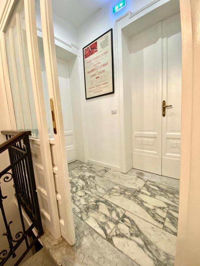 Bed and Breakfast Al Teatro Реджо-ди-Калабрия Экстерьер фото